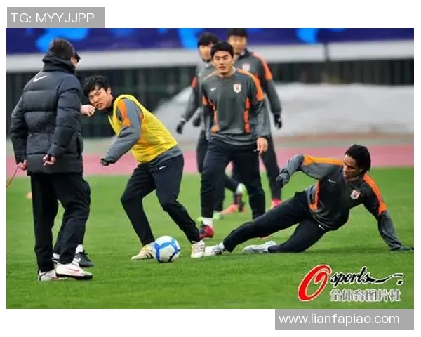 鲁能与广岛三剑精彩对决录像回放全程分析与精彩瞬间分享